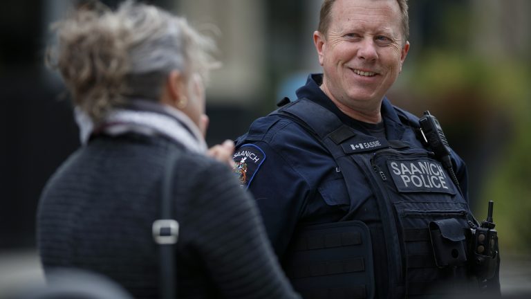 Photo of a saanich police officer